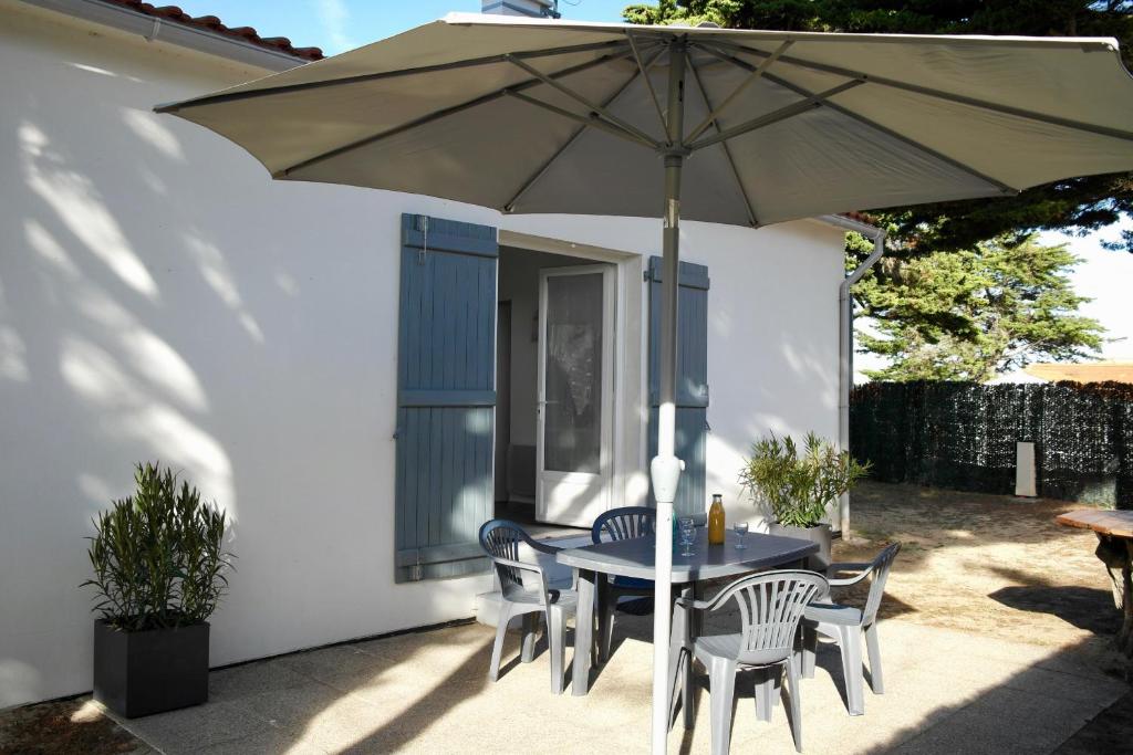 Charmante maison à 500 m de la côte, pour 4