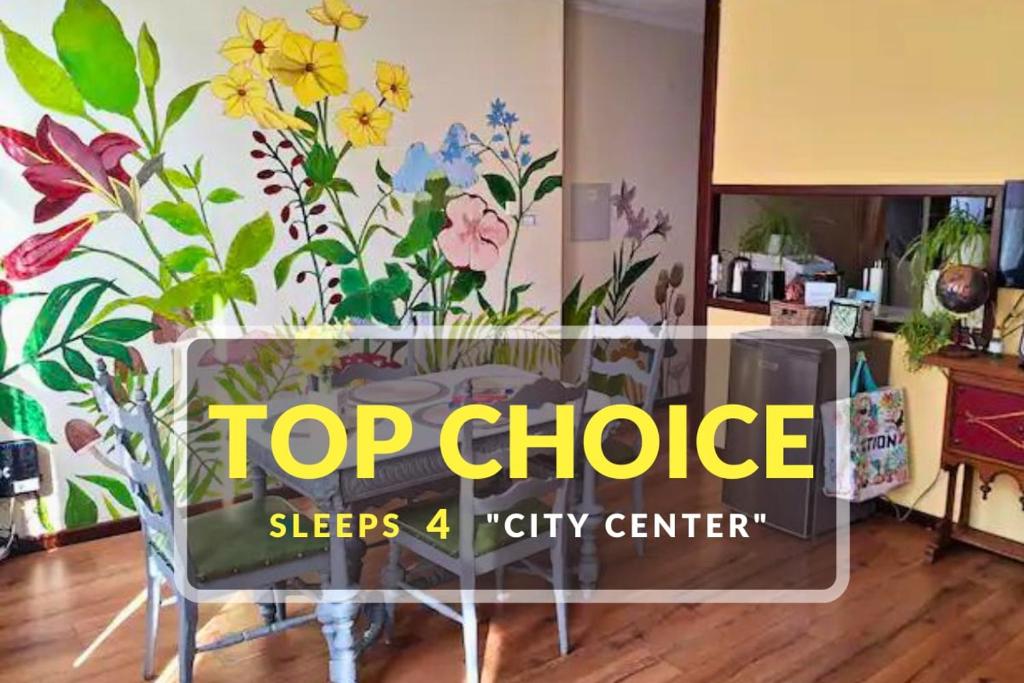Charming 18th Century Gem in the Heart of Old Town