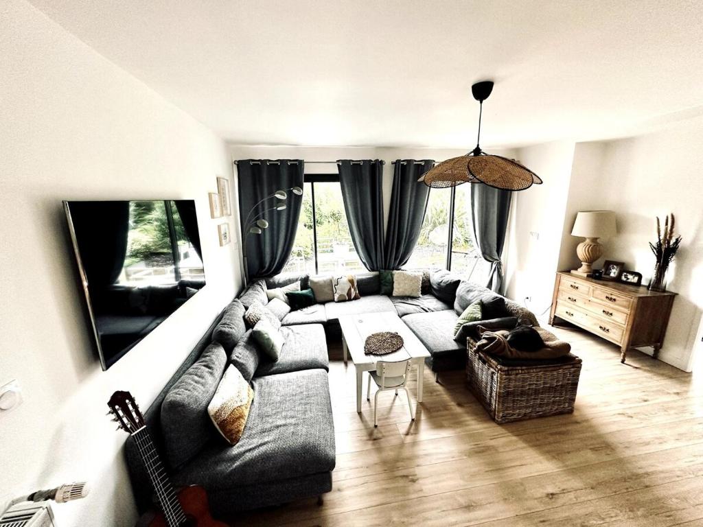 Charming beach house, Les Embruns