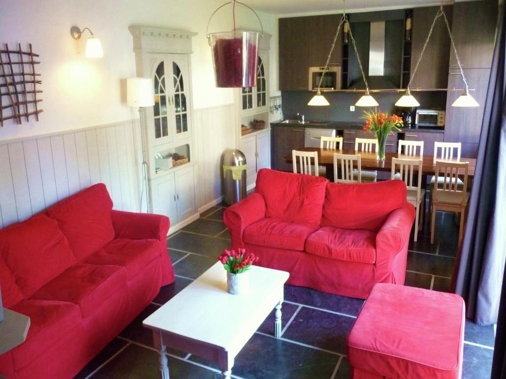 Namur Mansion by the Meus, cleaning included