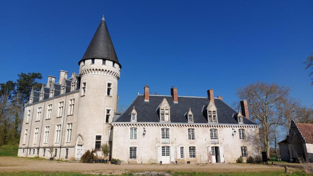Le gîte du Château de Farges-Allichamps