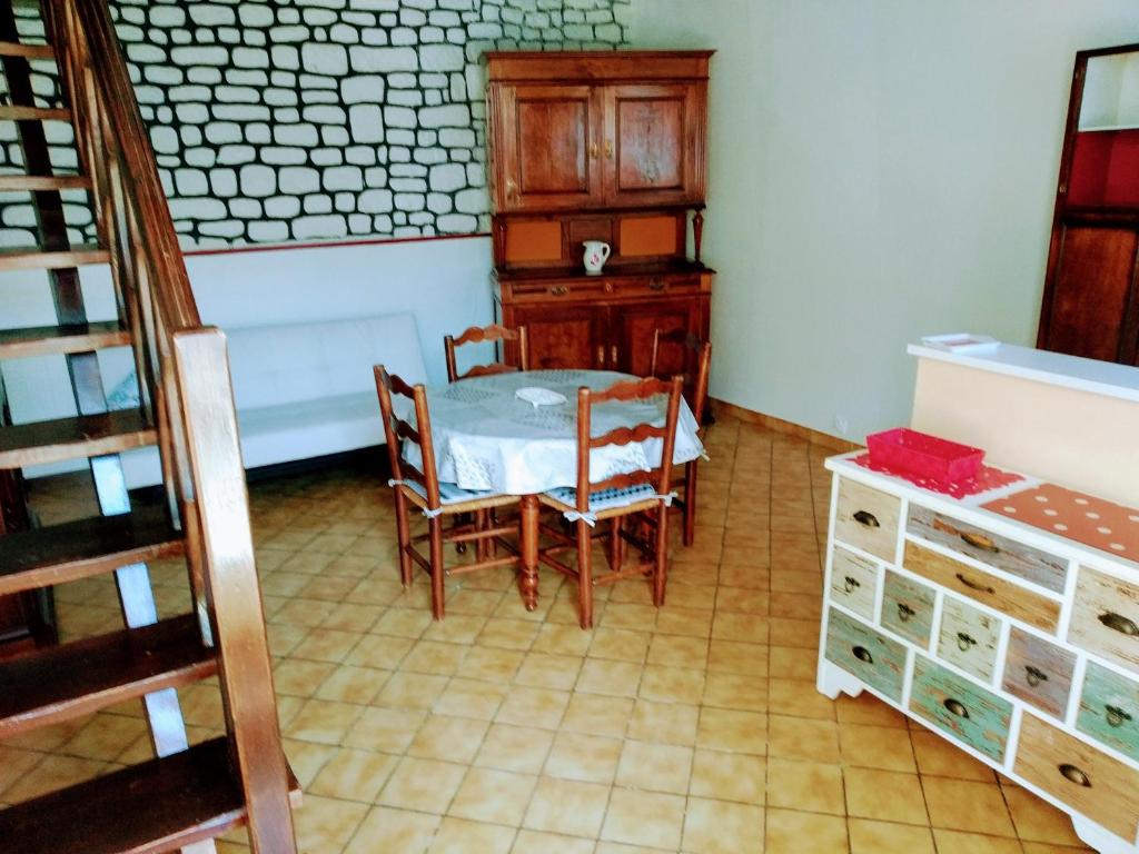Châtellenie d Ardennes