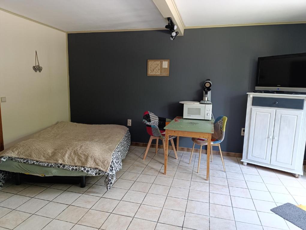 Chez les Petits