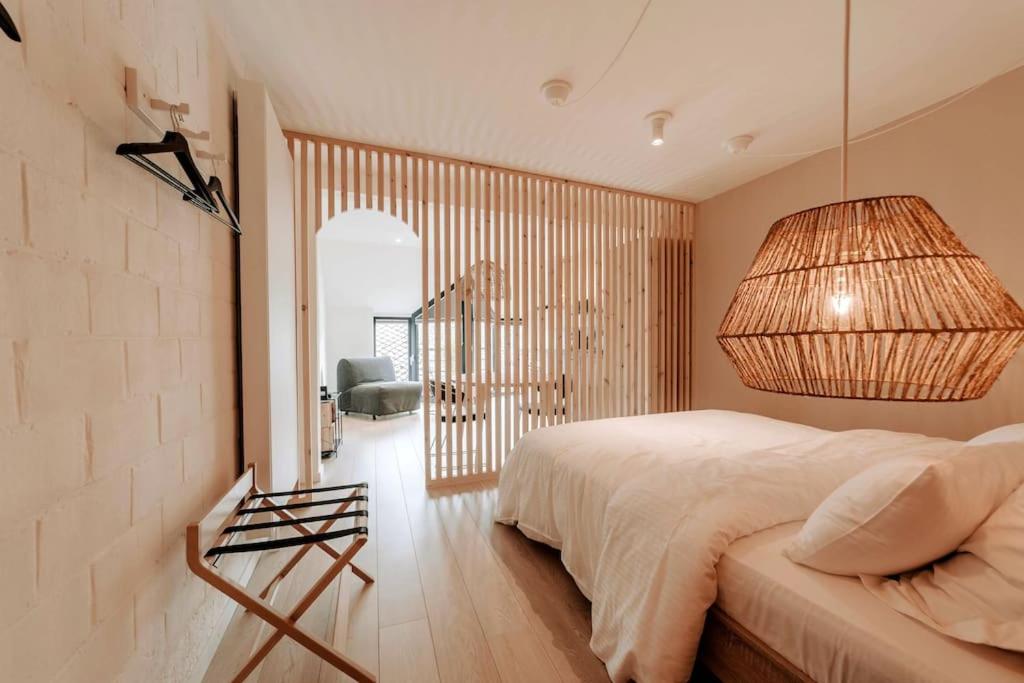 Chimay : La Chambre Dorée de la Grand Place