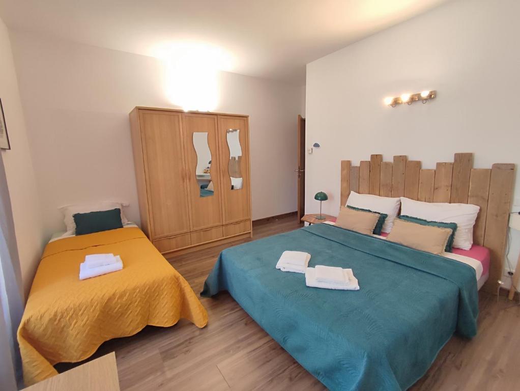 T3 de 140m2 pour 7 pers- Extra centre Ajaccio - À 5 min à pied des plages - Classé 5 étoiles - CASA DI ARTISTI