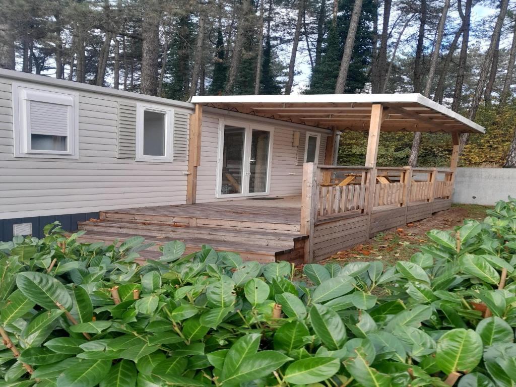 Chalet near Antwerp with Pool Access
