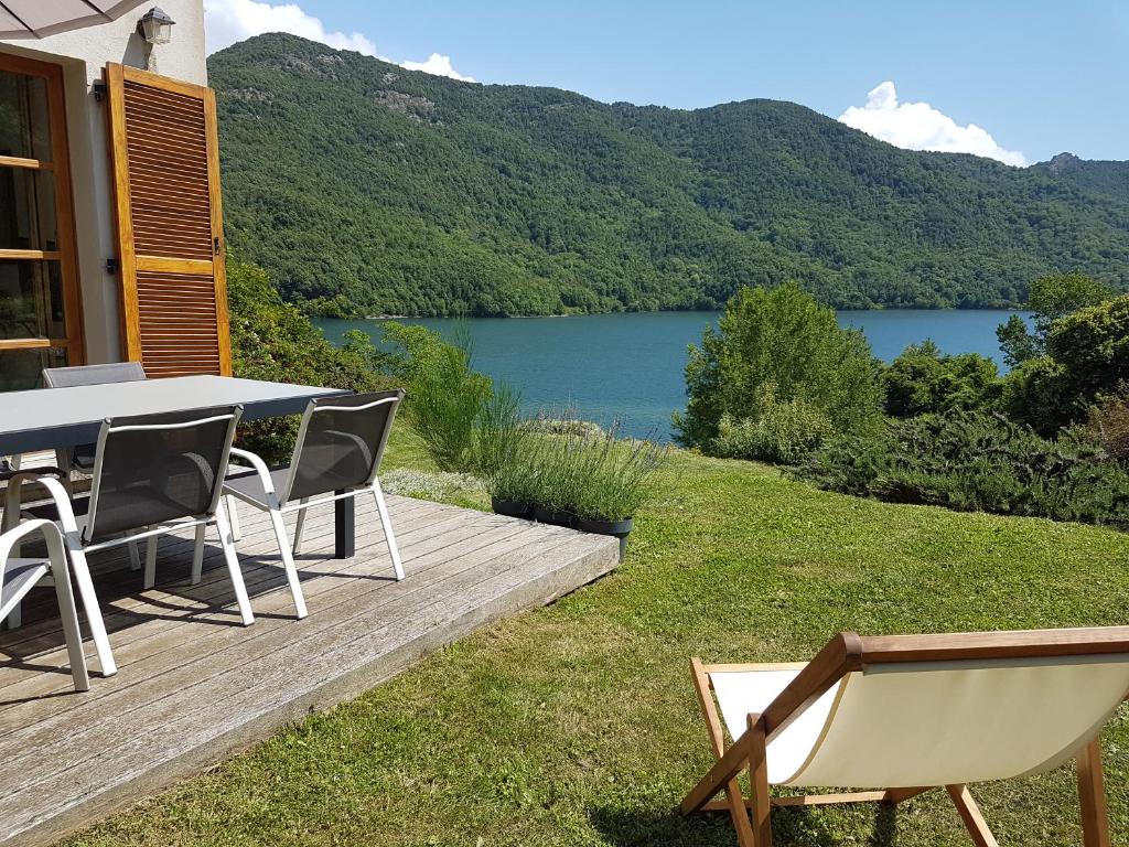 Côté Lac Tolla