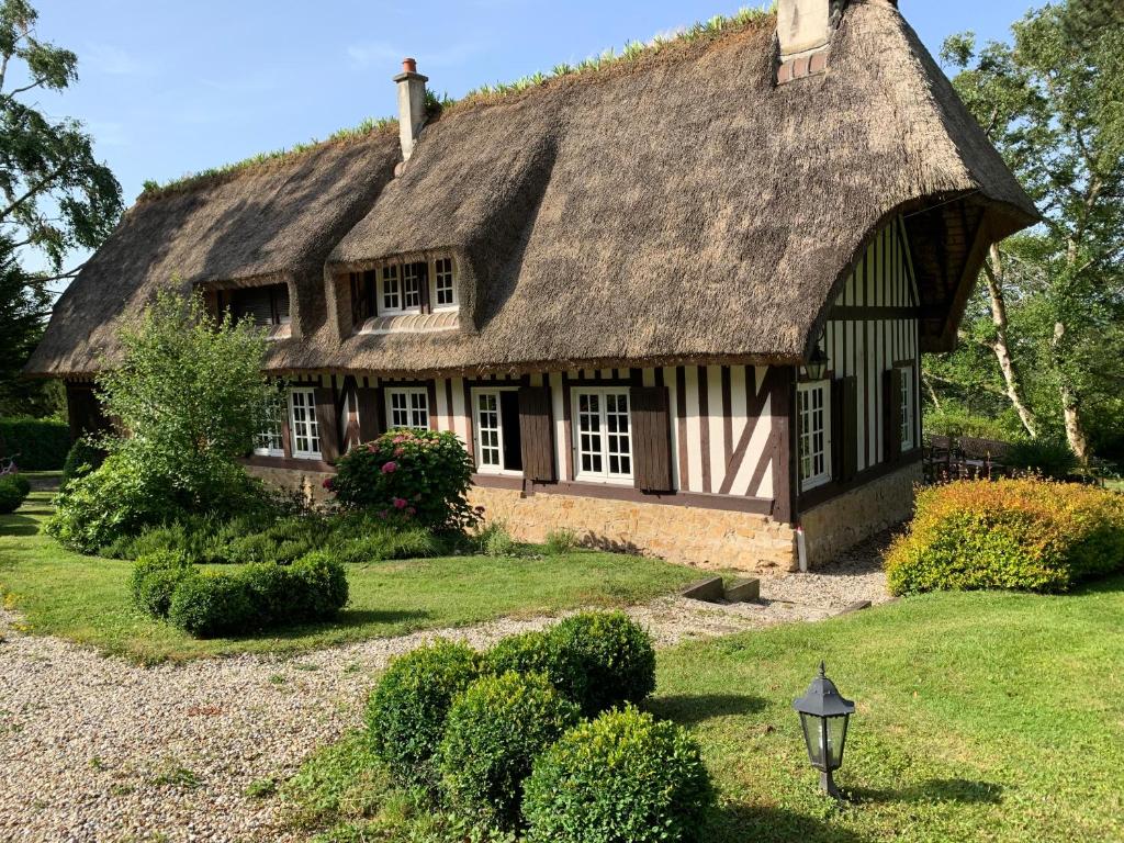 Véritable chaumière Normande familiale proche bourg - Sauna - Fitness