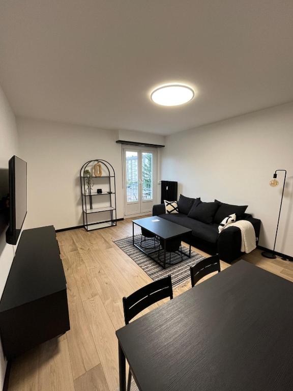 Elegant & Peaceful - Private Parking