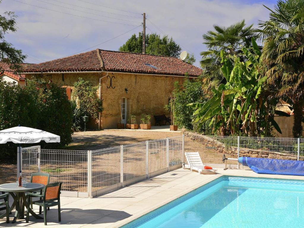 Traditional villa with pool