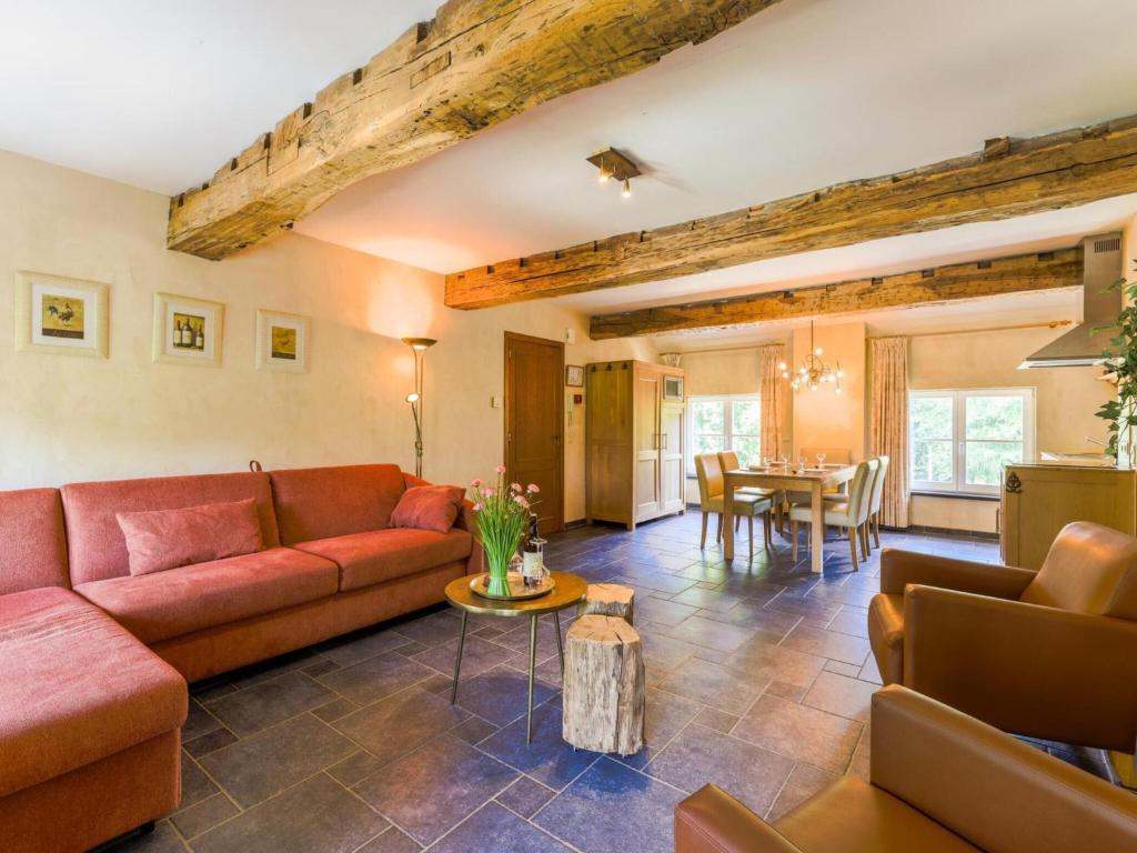 Castle Apartment Aywaille near River Amblève, cleaning included