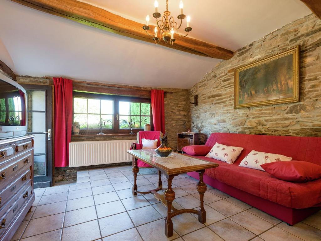 Woodland Hideaway in Malempré, cleaning included