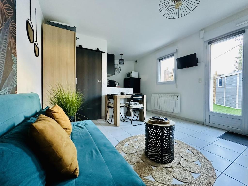 Charmant studio rénové, quartier Saint Michel, proche centre-ville - Les Sables