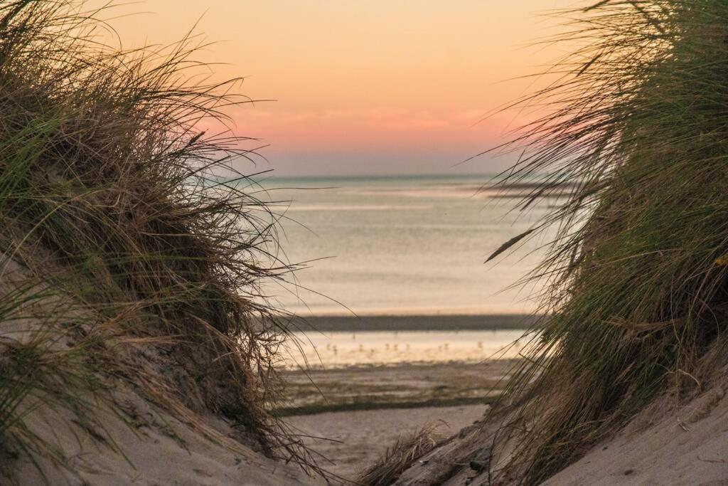 Gite au pied des dunes, 200m de la plage