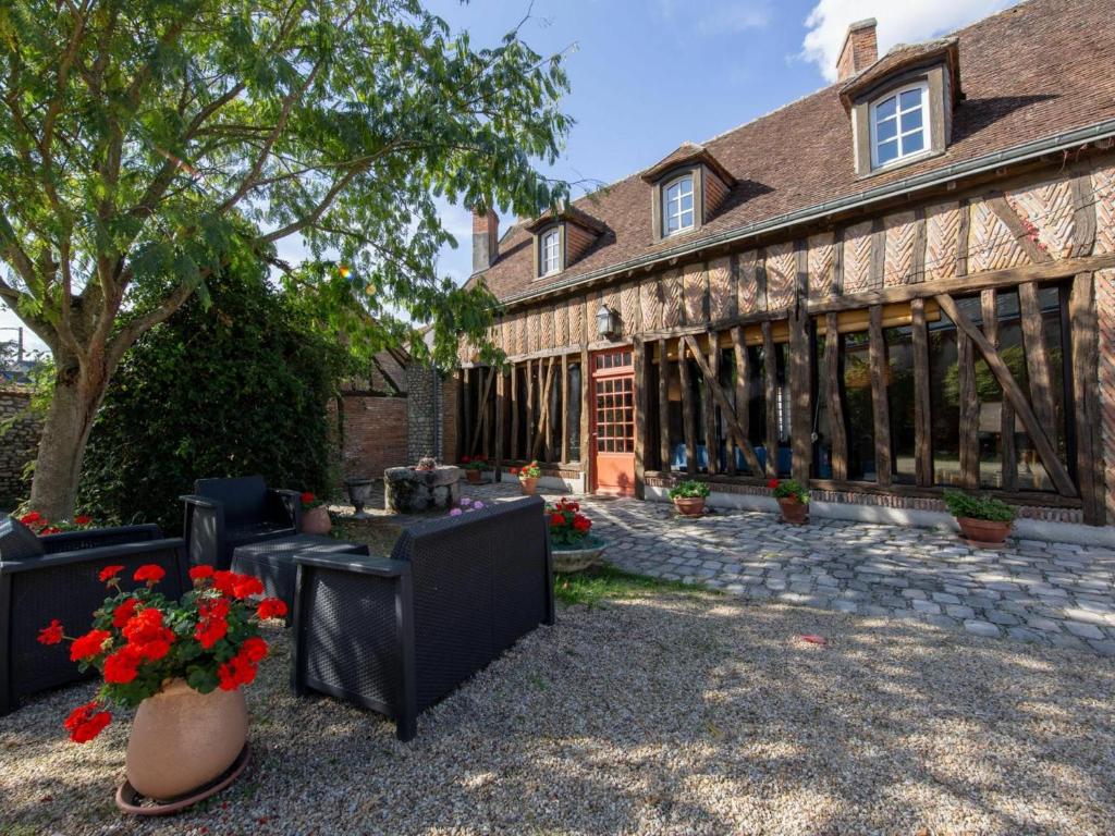 Gîte de charme avec cour et jardin, proche château, cheminée, ping-pong, draps inclus - FR-1-590-2