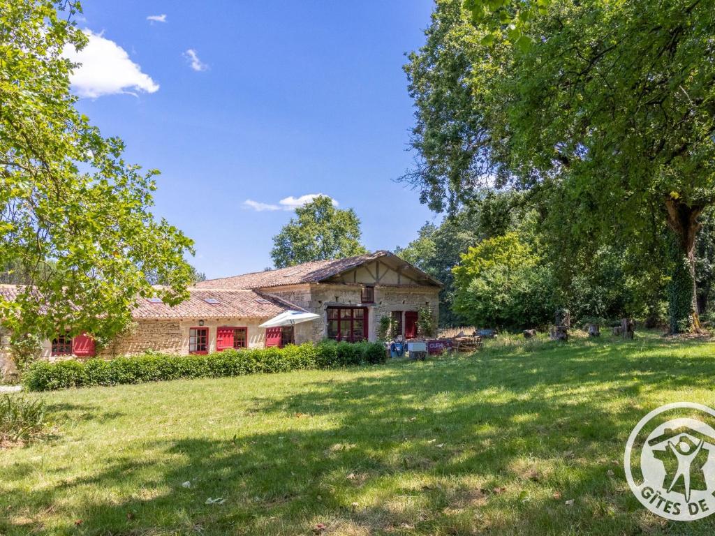 Maison charmante près de Montreuil Bellay avec Wifi et Animaux admis - FR-1-622-53