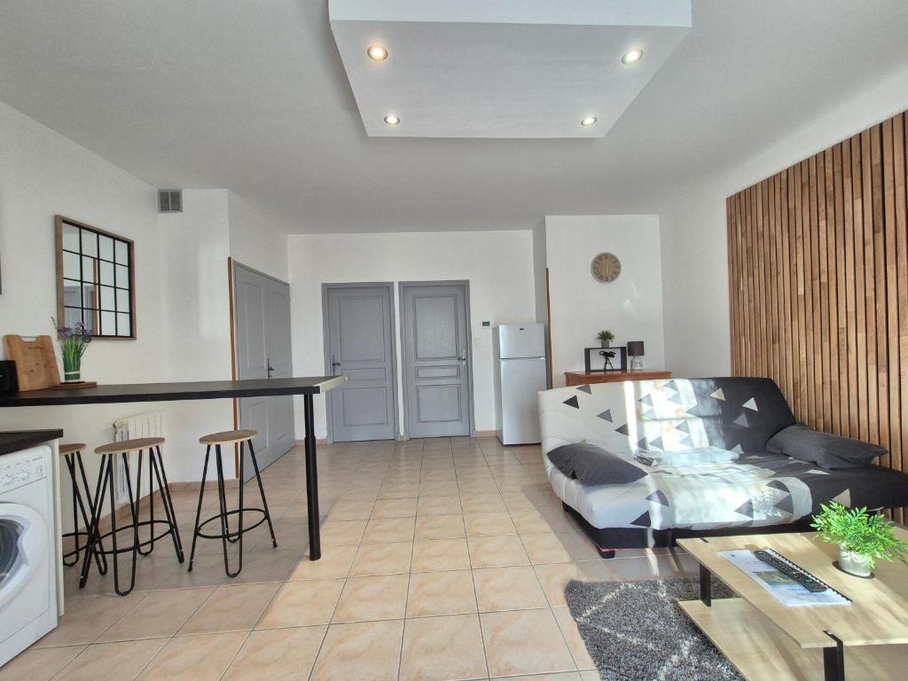 Gîte de la Tride B avec terrasse proche du centre