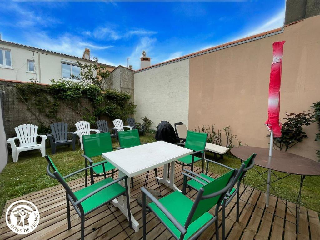 Gîte familial avec terrasse et balades en tuk-tuk - FR-1-426-576