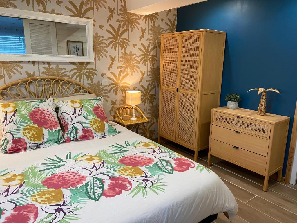 La villa plein vent "La Bounty" gite 50m de la plage