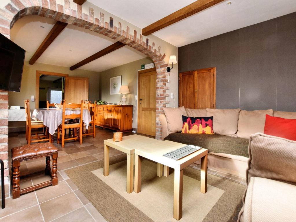 Test Property Beautiful holiday home near Vielsalm with rural view