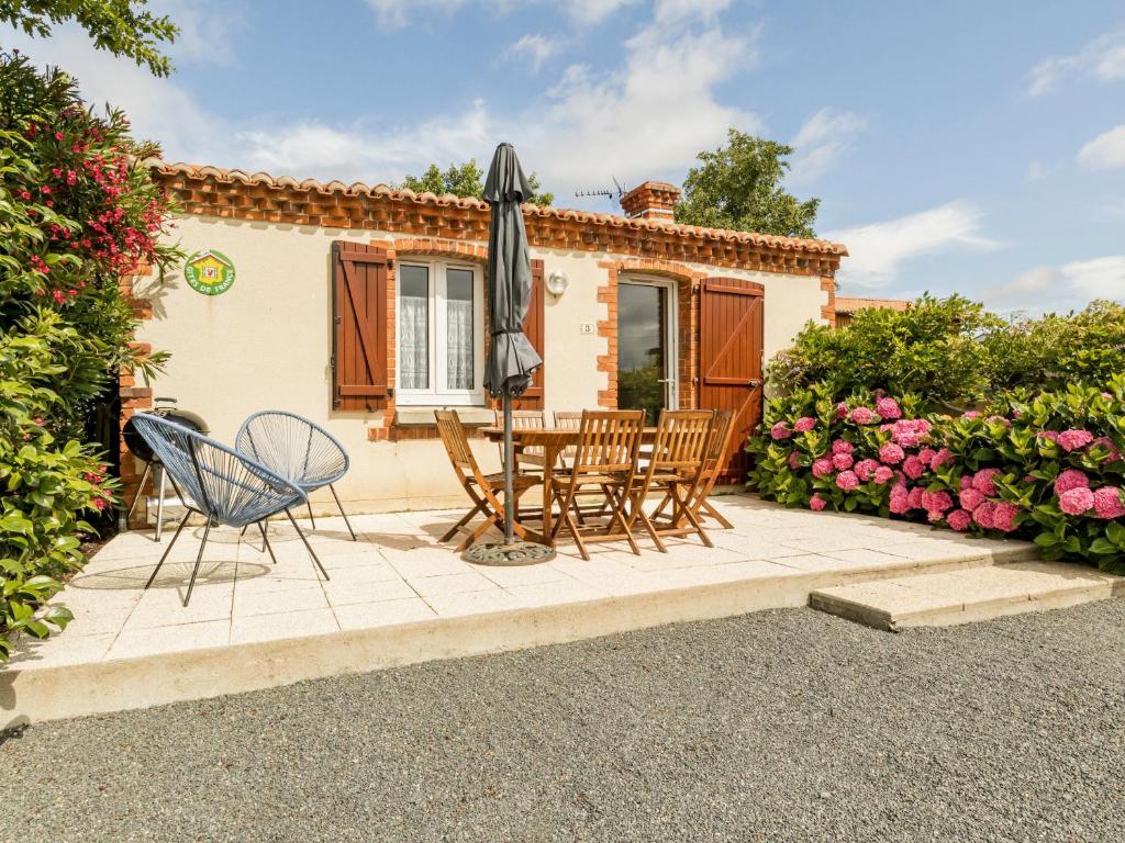 Gîte Authentique au Cœur des Vignes avec Terrasse Privative et Wifi, à 25 km de Nantes - FR-1-306-813