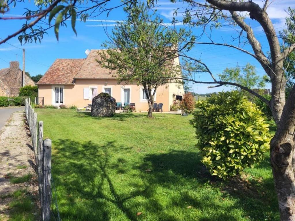 Gîte tout confort près du circuit des 24 Heures, cadre verdoyant, étang clos, 6 pers., lits faits - FR-1-410-207