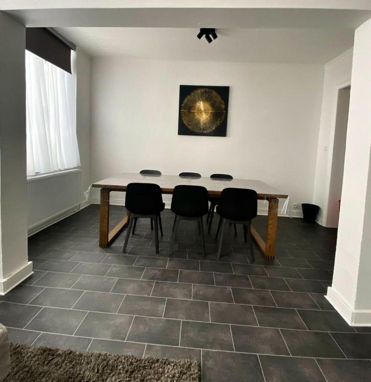 Grand appartement deux chambres