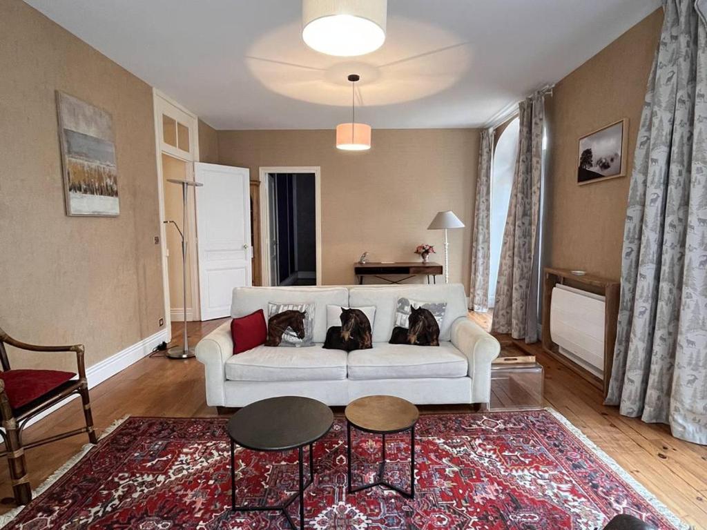 Grand appartement montagne, centre-ville, 6 pers - FR-1-234-327
