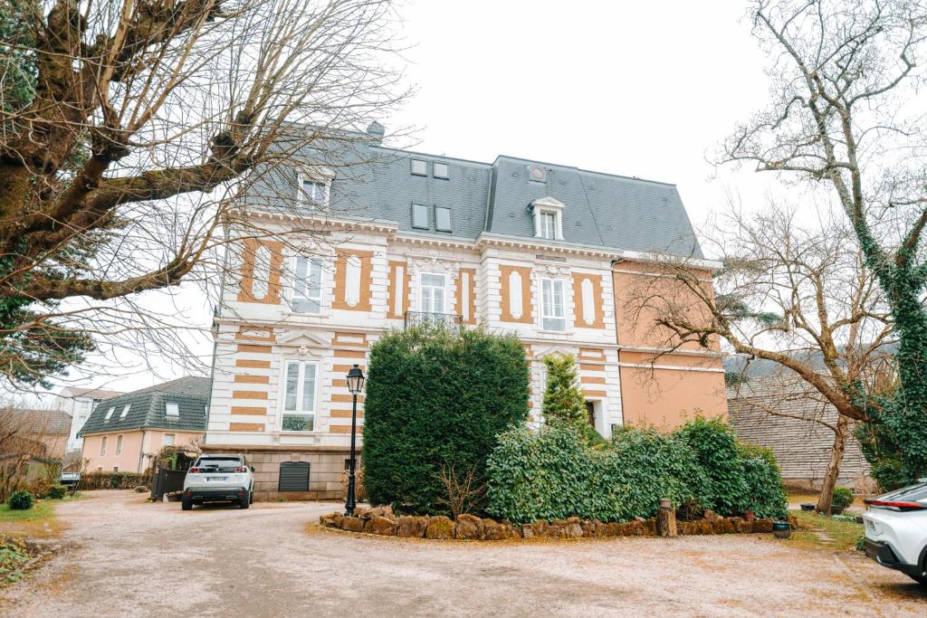 Grand appartement rez de jardin