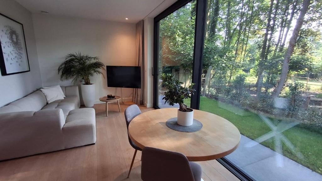 Privé studio in groene omgeving van Brugge gratis fietsen & parkeerplaats