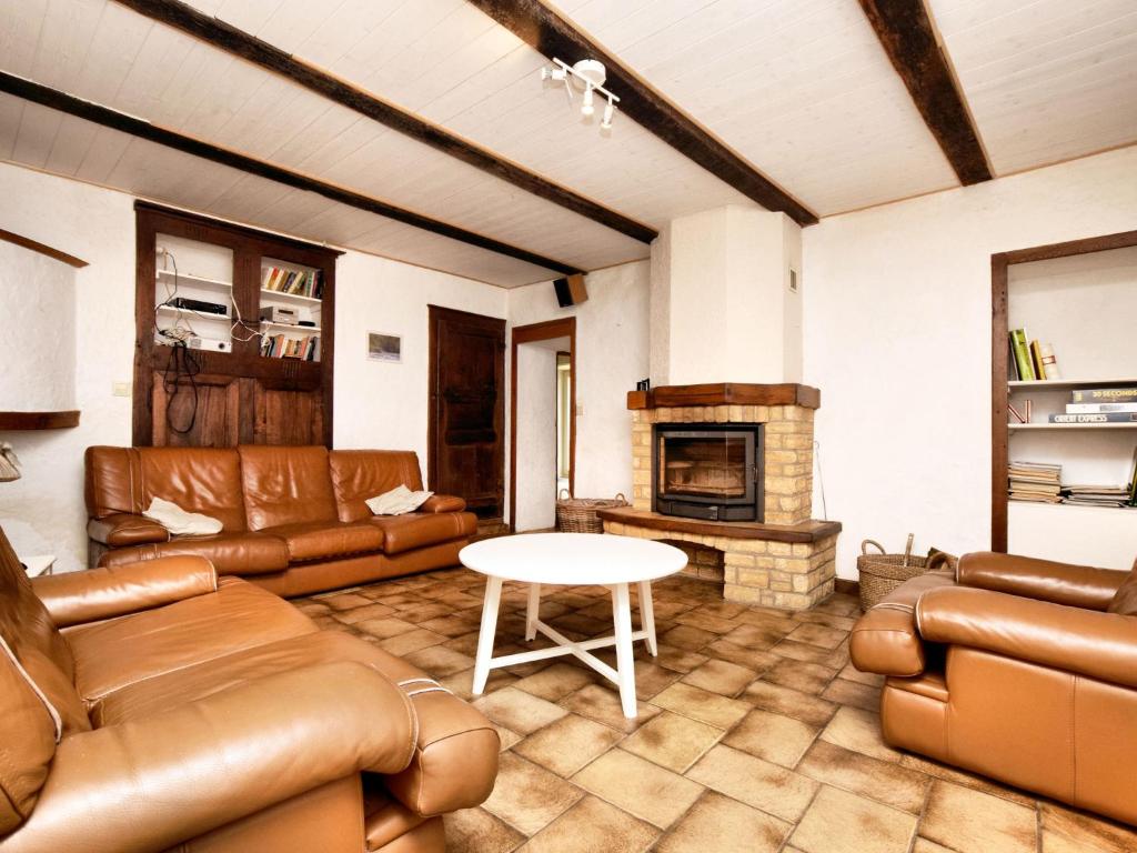 Spacious Villa, Chiny