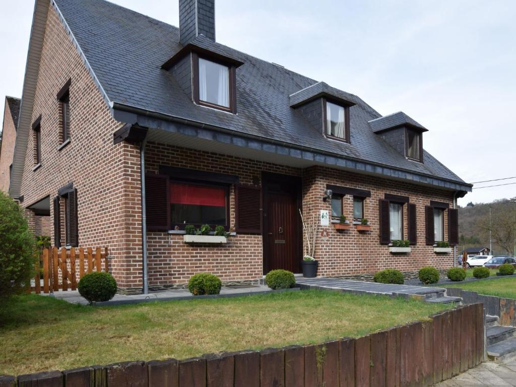 Cozy Family Holiday Home