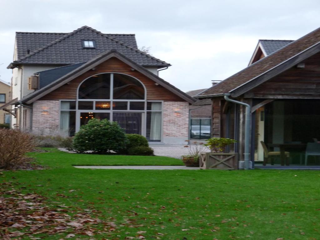 Holiday Home in Aalter near Forest and Beach
