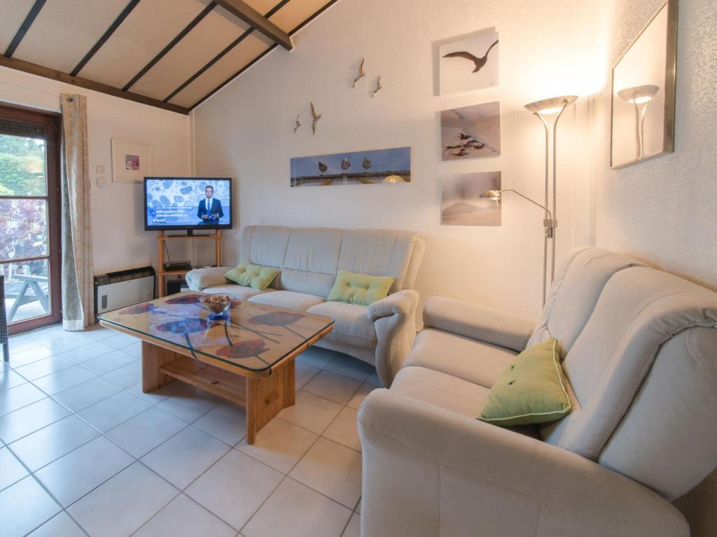Holiday Home Duinenhuis 274 by Interhome