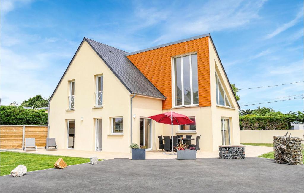Gorgeous Home In St,germain-Ay-Plage