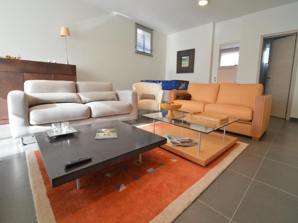 Apartment in Zottegem with Bubble Bath, cleaning included