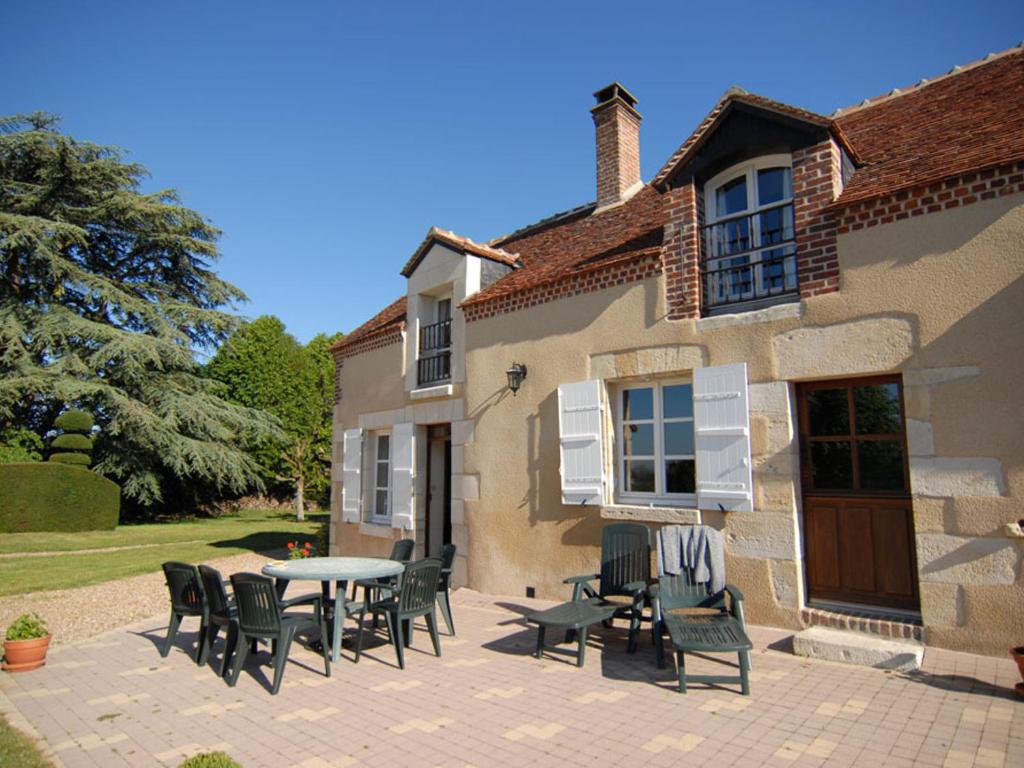 Maison de caractère avec jardin, climatisation et vélos près d'Amboise - FR-1-381-357