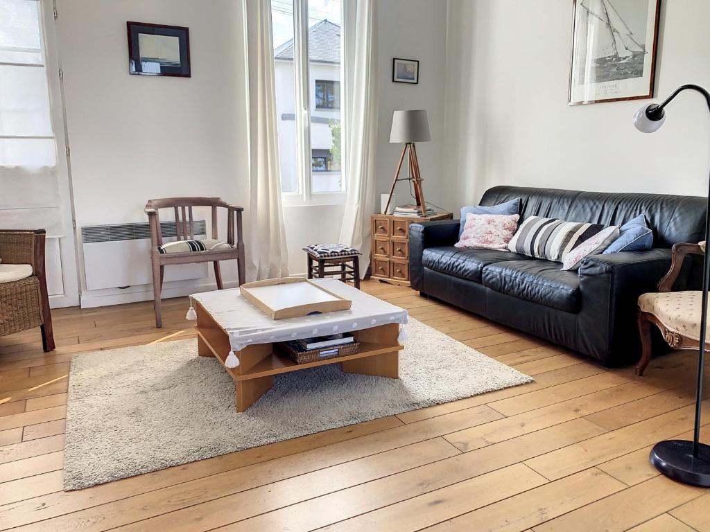 Villa au Calme avec Jardin, Proche Plage et Commerces, Wifi et Équipements Complets - FR-1-361-117