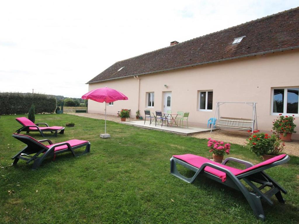 Maison de campagne avec jardin clos, cheminée et animaux, au cœur du Parc Régional du Perche - FR-1-497-91