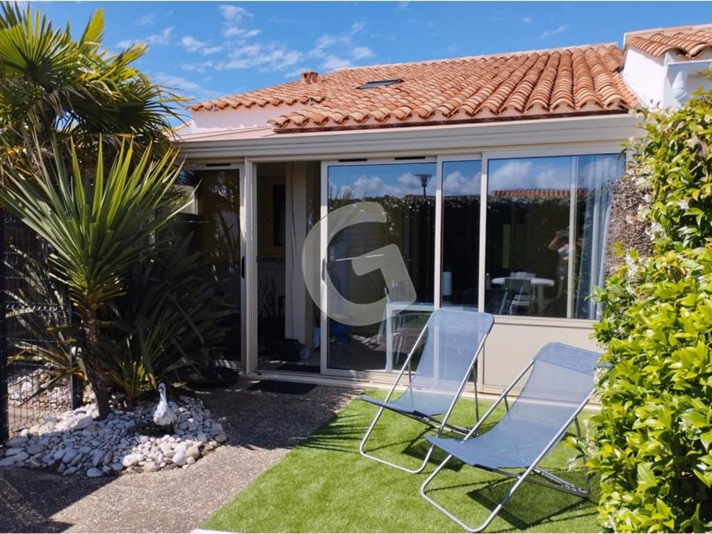 Charmant pavillon T3 pour 5 pers. à 500 m de la plage - La Tranche-sur-Mer - FR-1-357-96