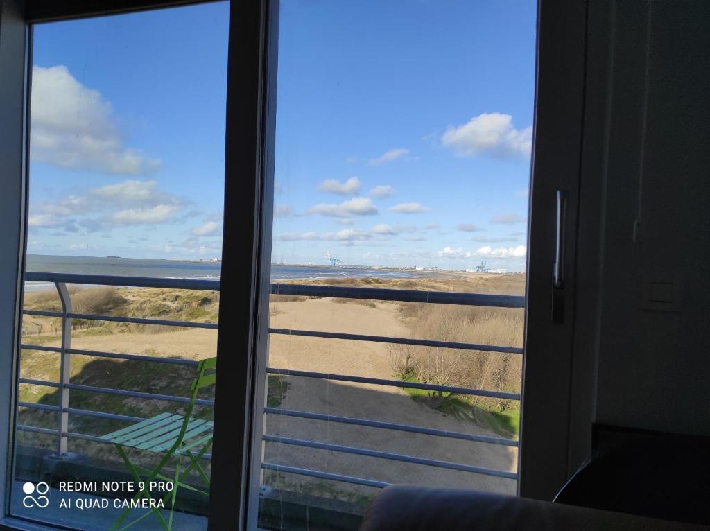 IDEAL TOWER DUIN EN ZEE