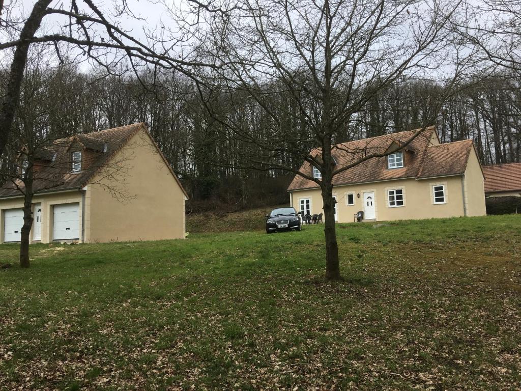 VillaSleeps12-Garden-FreeParking-Bbq-Hike