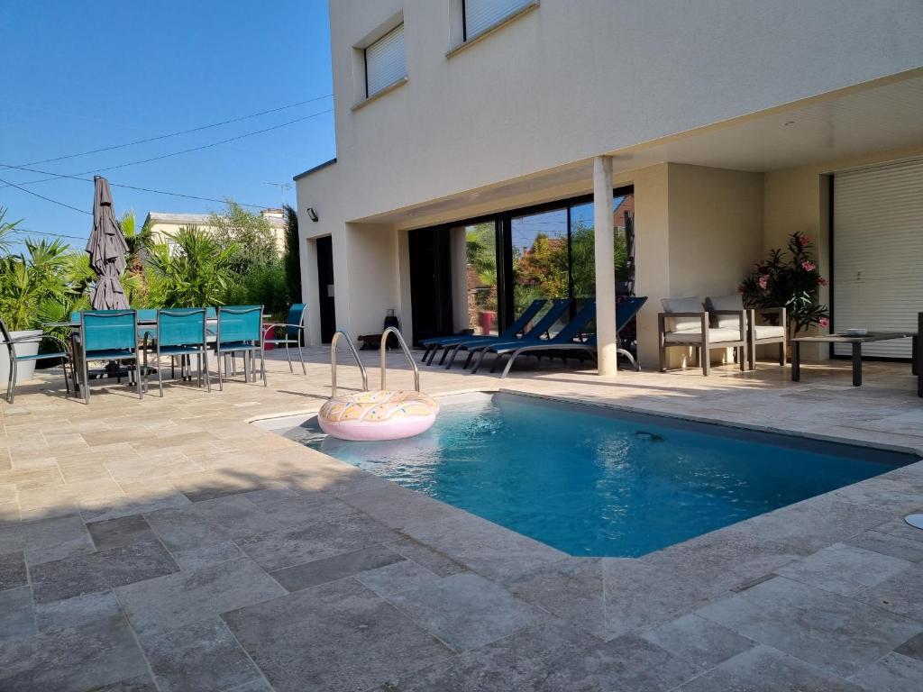 L'Aigle - Piscine -10 pers - Rêve au Mans