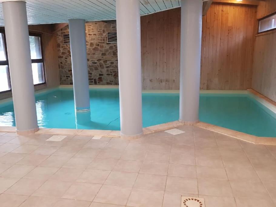 l été en montagne avec piscine 7 personnes