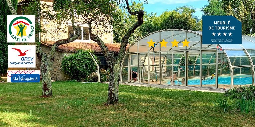 Domaine La Buissière Duravel "Le Gîte" avec piscine couverte privative