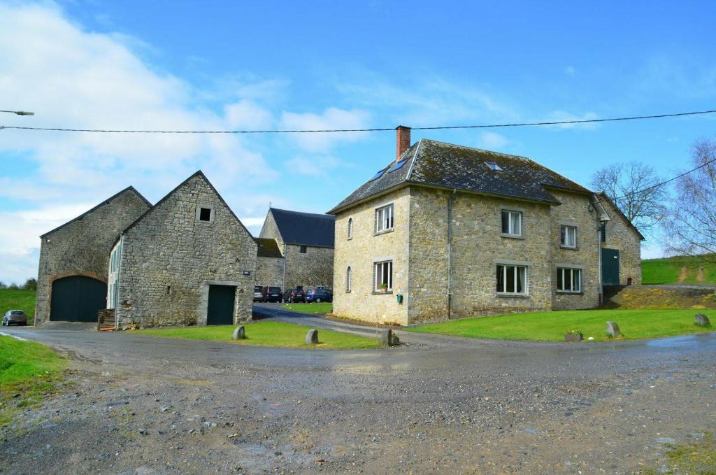 La Ferme d'Auwez - Gîte 15 pers avec piscine intérieure et sauna