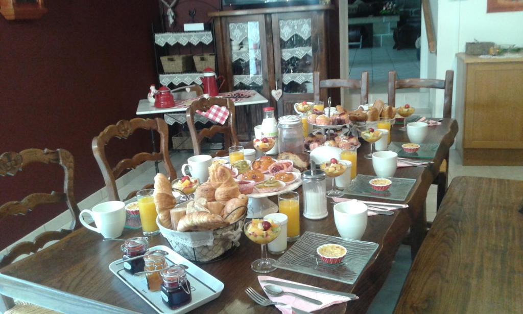 La Gerbaudiere Chambres&Table d hotes proche Mont Saint Michel CUISINE MAISON
