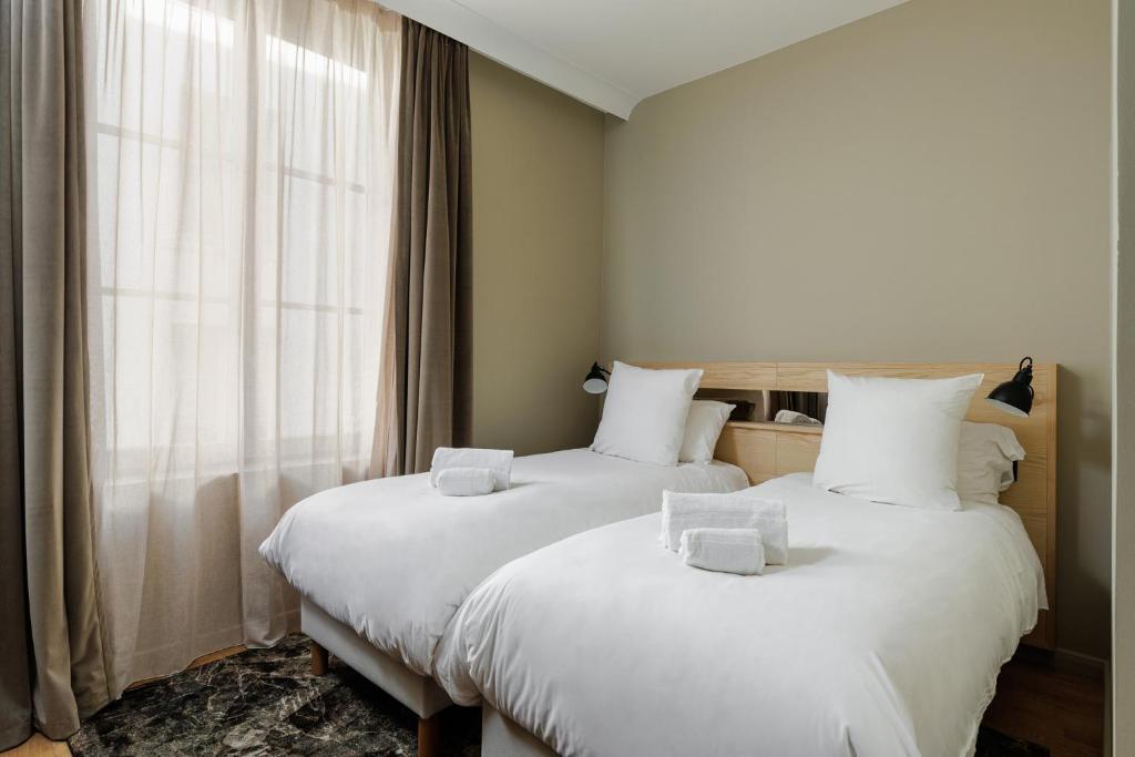 Hôtel Des Sept - Entrée autonome, réception en ligne - Encore Mieux