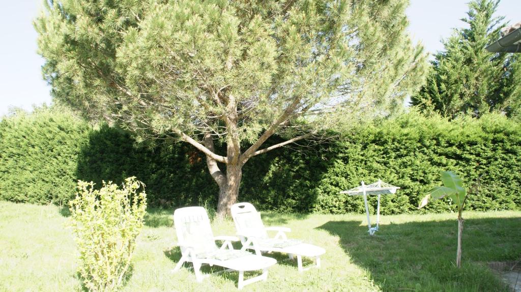 La Maison des Hirondelles, piscine, billard, ping pong, 3 terrasses et jardin