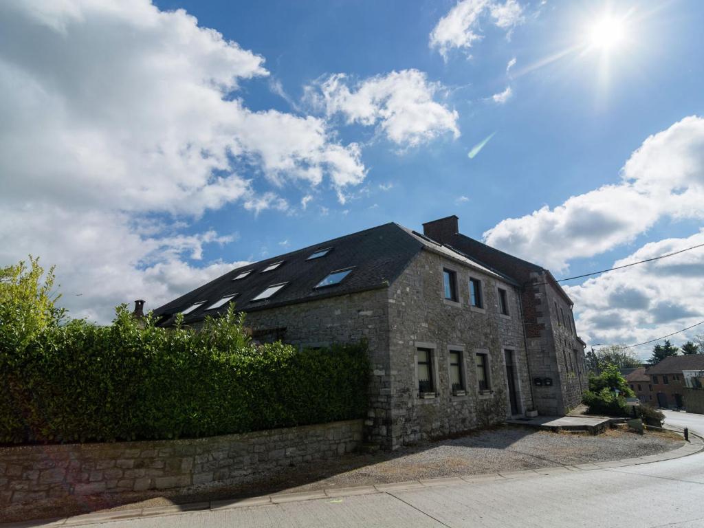 Peaceful Fontenelle Farmhouse